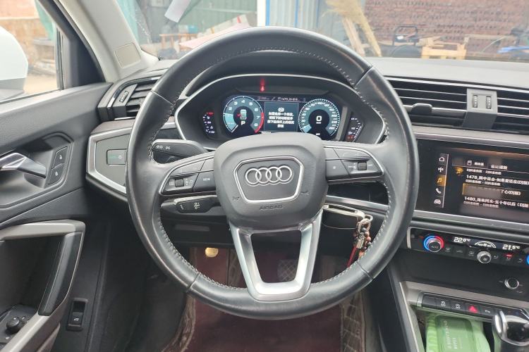 Used Audi Q3 2019 35 TFSI Advanced Dynamic Edition Steering Wheel