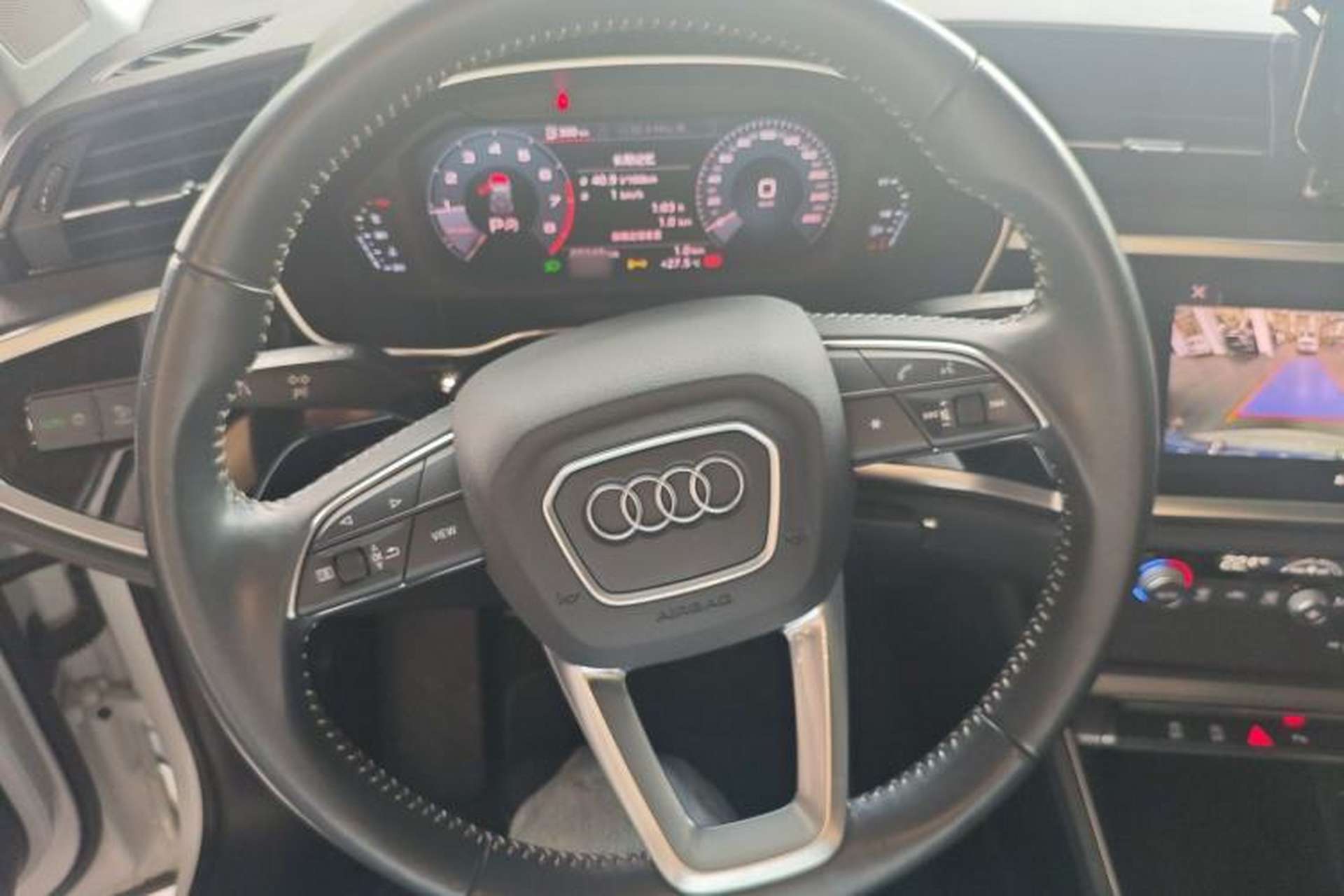 Used Audi Q3 2019 35 TFSI Advanced Dynamic Edition Steering Wheel