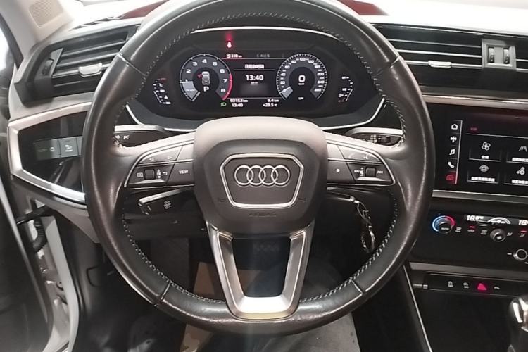 Used Audi Q3 2019 35 TFSI Advanced Dynamic Edition Steering Wheel