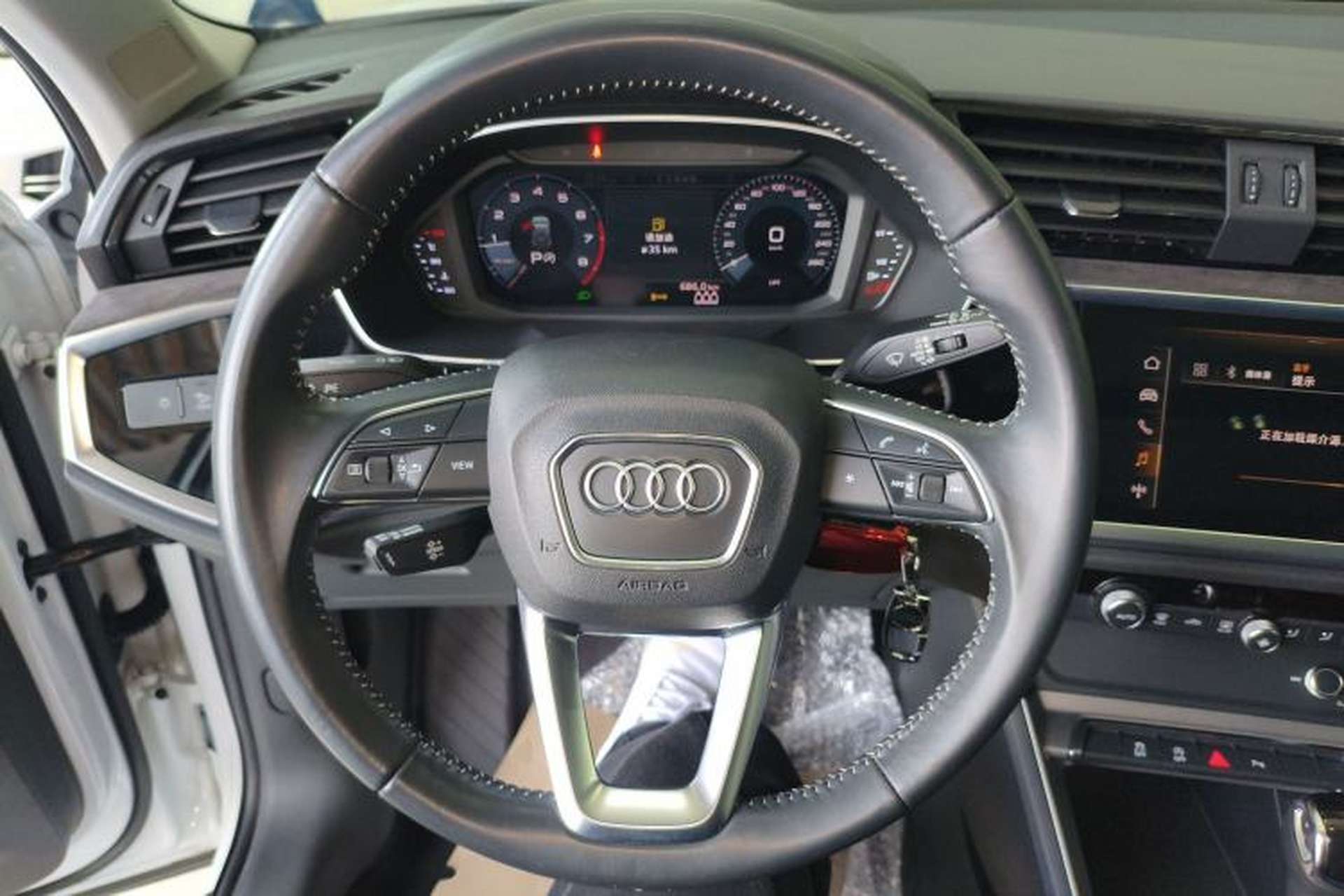 Used Audi Q3 2019 35 TFSI Advanced Dynamic Edition Steering Wheel