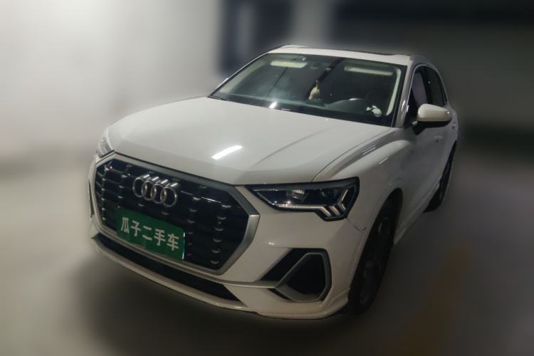 Used Audi Q3 2019 40 TFSI Fashion Dynamic Model Guazi used car, China used car export, Used car for sale, Used  cars, Cheapest cars for sale