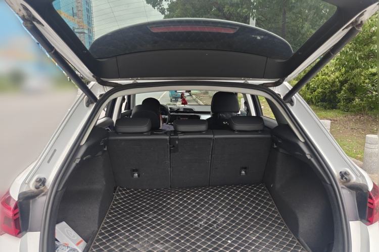 Used Audi Q3 2019 35 TFSI Advanced Style Edition Trunk