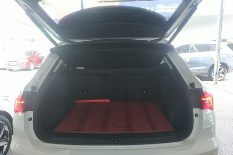 Used Audi Q3 2019 35 TFSI Advanced Dynamic Edition Trunk
