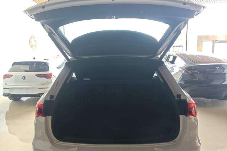Used Audi Q3 2019 35 TFSI Advanced Dynamic Edition Trunk