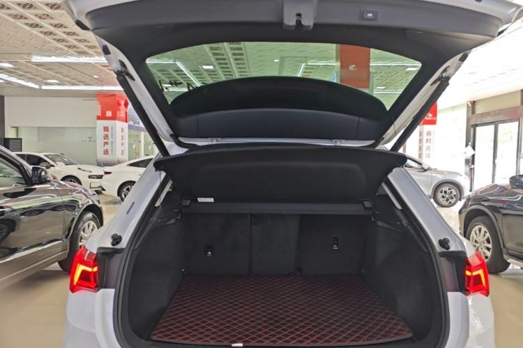 Used Audi Q3 2019 35 TFSI Advanced Dynamic Edition Trunk