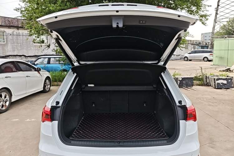 Used Audi Q3 2019 35 TFSI Fashion Dynamic Model Trunk