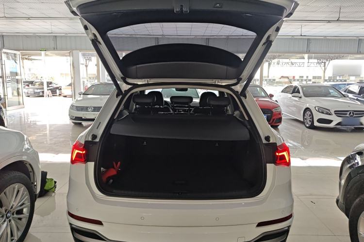 Used Audi Q3 2019 35 TFSI Advanced Dynamic Edition Trunk