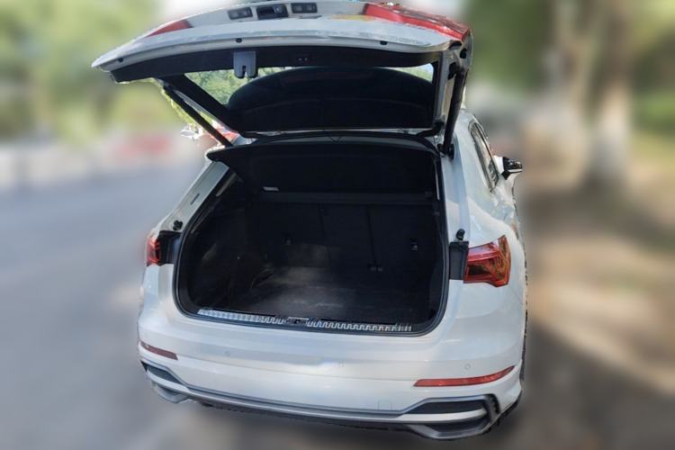 Used Audi Q3 2019 35 TFSI Fashion Dynamic Model Trunk
