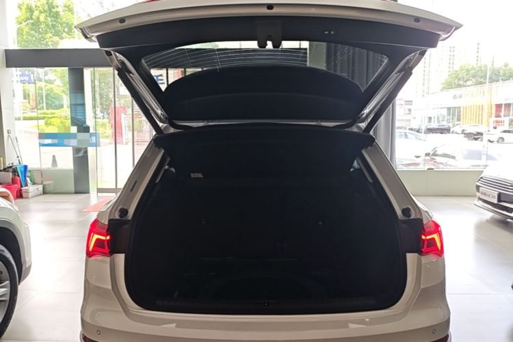 Used Audi Q3 2019 40 TFSI Fashion Dynamic Model Trunk