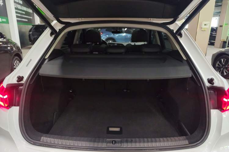 Used Audi Q3 2019 35 TFSI Advanced Dynamic Edition Trunk