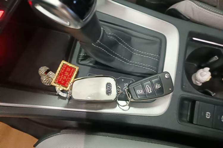 Used Audi Q3 2019 40 TFSI Fashion Dynamic Model Vehicle Key