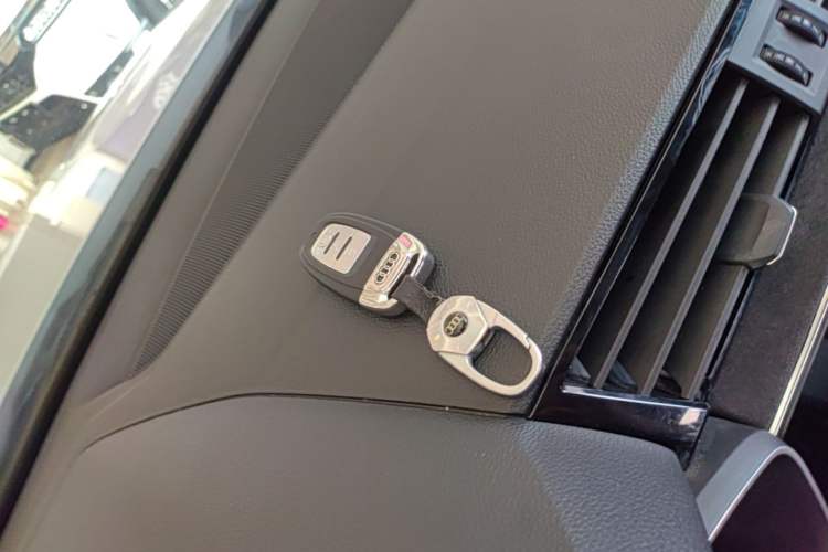 Used Audi Q3 2019 35 TFSI Advanced Dynamic Edition Vehicle Key