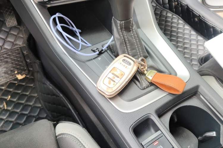 Used Audi Q3 2019 35 TFSI Advanced Dynamic Edition Vehicle Key
