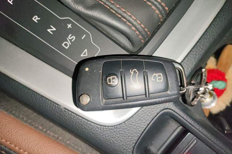 Used Audi Q3 2019 35 TFSI Fashionable and Elegant Model Vehicle Key
