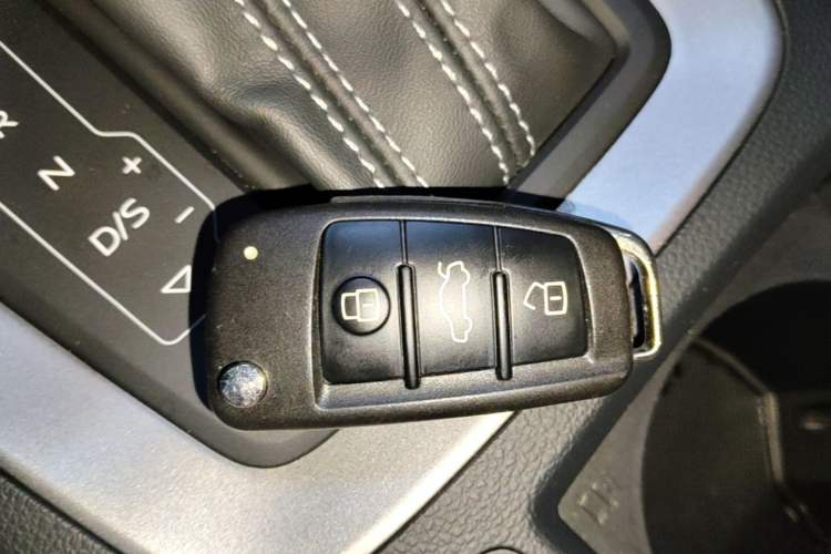 Used Audi Q3 2019 35 TFSI Fashion Dynamic Model Vehicle Key