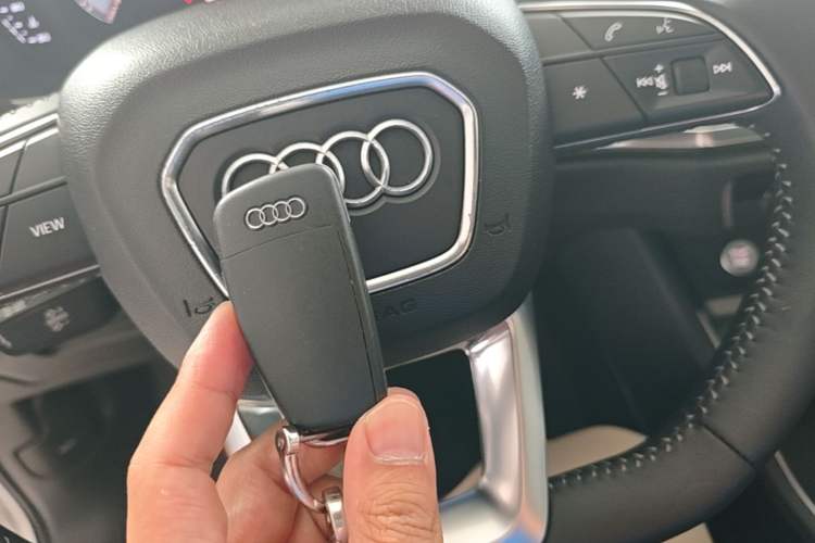 Used Audi Q3 2019 40 TFSI Fashion Dynamic Model Vehicle Key