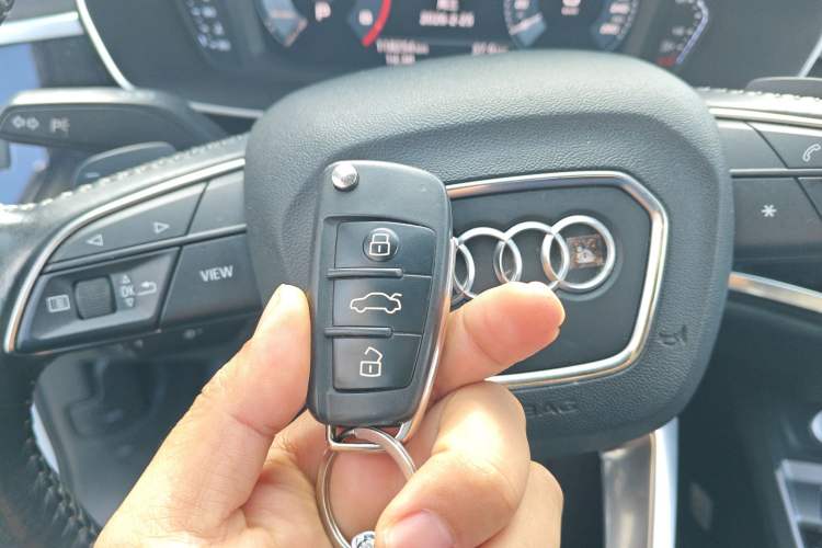 Used Audi Q3 2019 35 TFSI Fashion Dynamic Model Vehicle Key