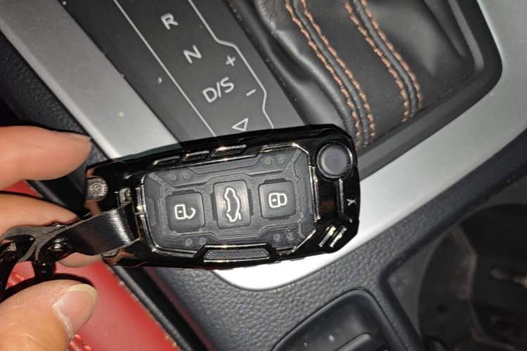 Used Audi Q3 2019 40 TFSI Fashionable and Elegant Model Vehicle Key