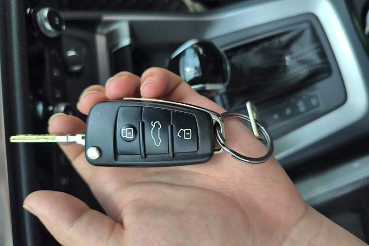 Used Audi Q3 2019 35 TFSI Advanced Dynamic Edition Vehicle Key