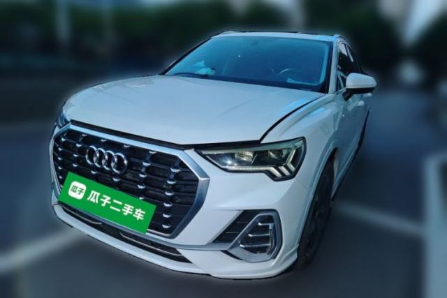 Audi Q3 2019 40 TFSI Fashion Dynamic Model с пробегом