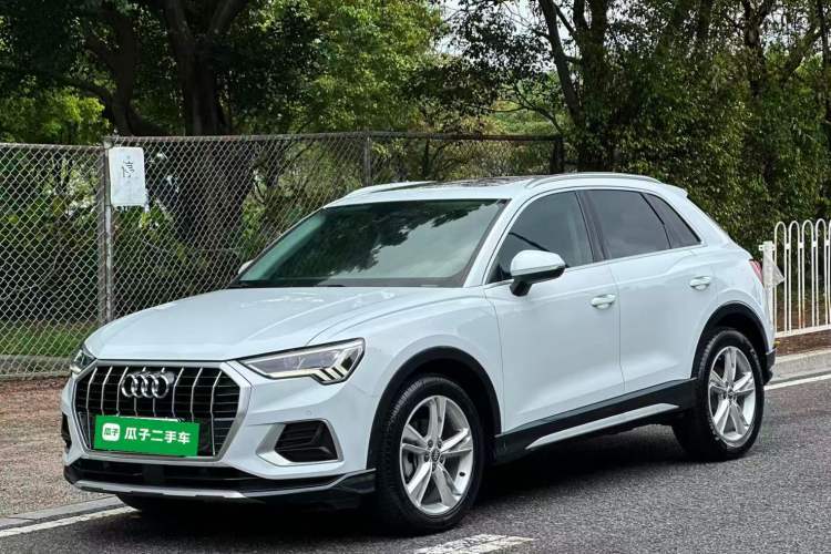 Ojetý Audi Q3 2019 40 TFSI Fashionable and Elegant Model Guazi used car, China used car export, Used car for sale, Used  cars, Cheapest cars for sale