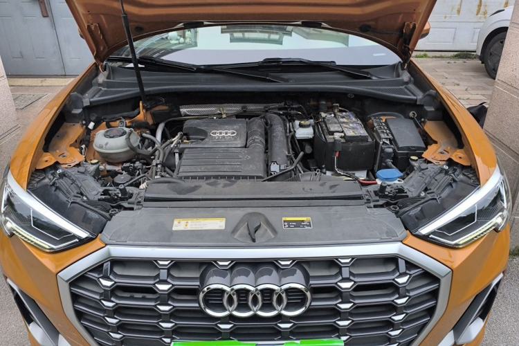 Used Audi Q3 2019 35 TFSI Fashion Dynamic Model Engine Bay