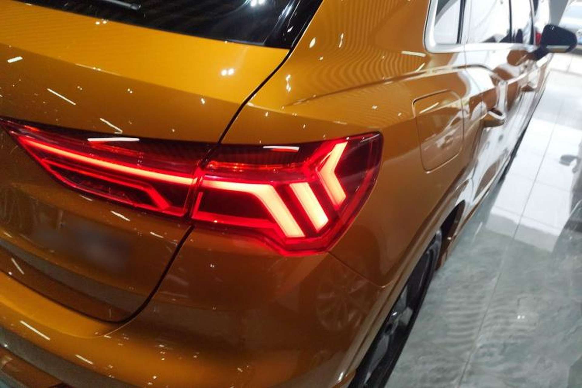 Used Audi Q3 2019 40 TFSI Fashion Dynamic Model Exterior 3