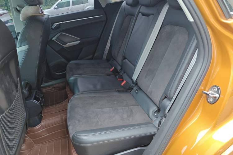 Used Audi Q3 2019 40 TFSI quattro Fashion Dynamic Model Left Rear Seat