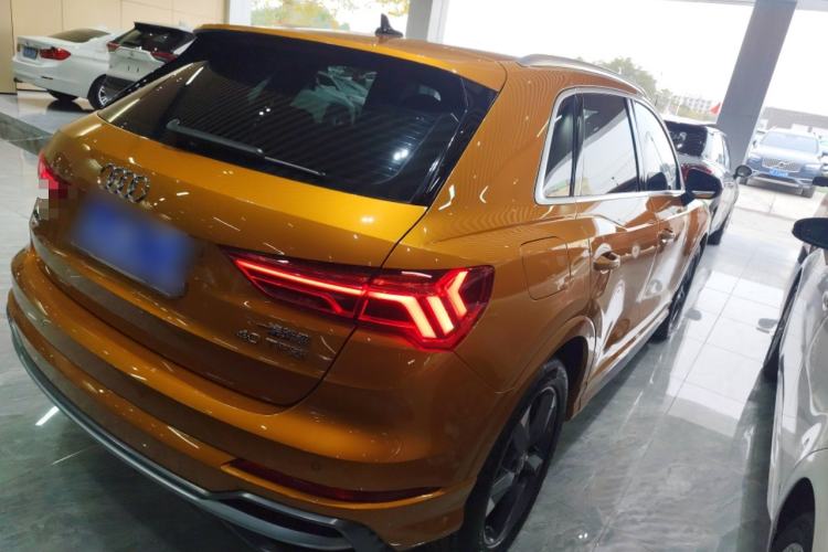 Used Audi Q3 2019 40 TFSI Fashion Dynamic Model Rear Right 45 Deg