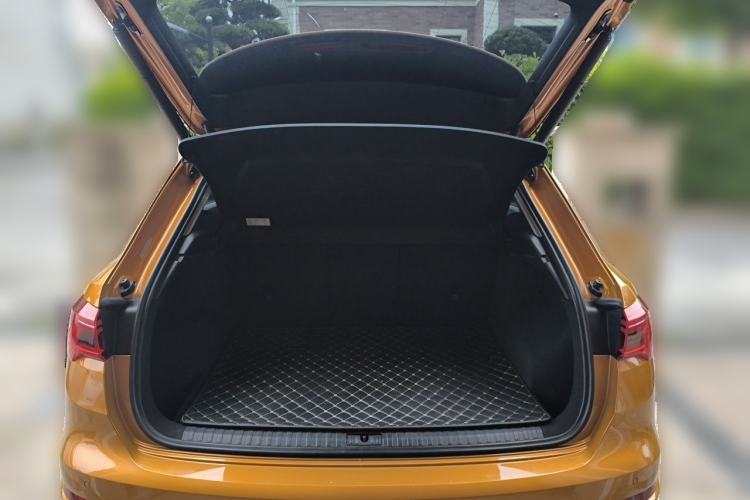 Used Audi Q3 2019 35 TFSI Fashion Dynamic Model Trunk