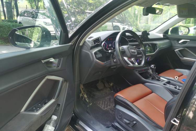 Used Audi Q3 2020 35 TFSI Fashion Dynamic Model Driver Seat