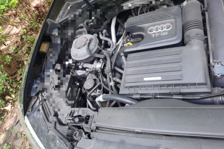 Used Audi Q3 2020 35 TFSI Fashion Dynamic Model Engine Bay Right