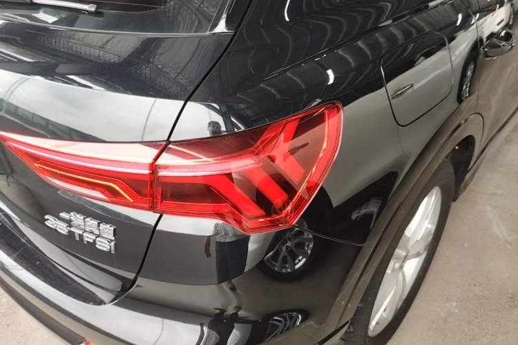 Used Audi Q3 2020 35 TFSI Fashionable and Elegant Model Exterior 3
