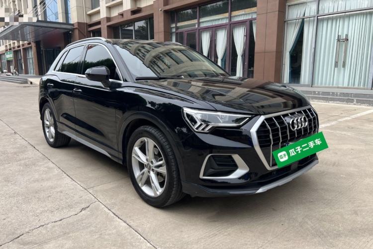 Used Audi Q3 2020 35 TFSI Fashionable and Elegant Model Front Right 45 Deg