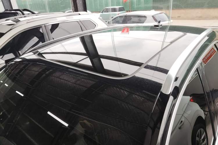 Used Audi Q3 2020 35 TFSI Fashionable and Elegant Model Roof