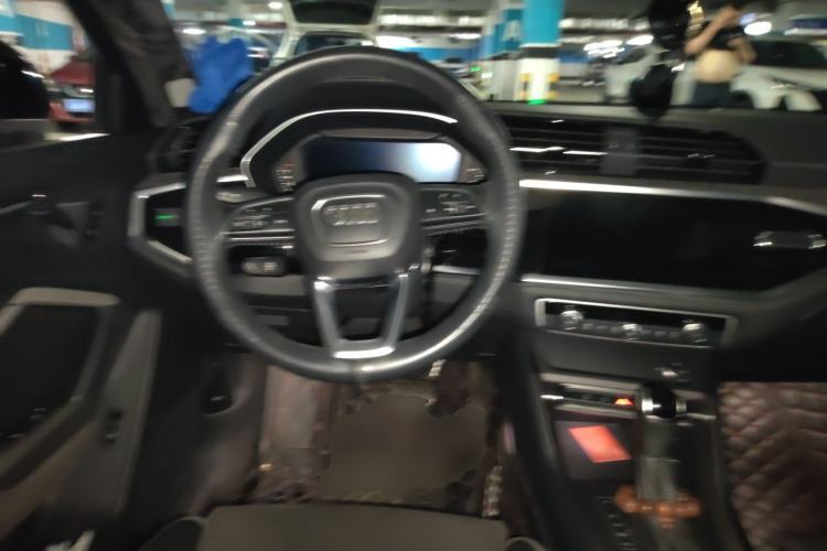 Used Audi Q3 2020 35 TFSI Ambition Dynamic Edition Steering Wheel