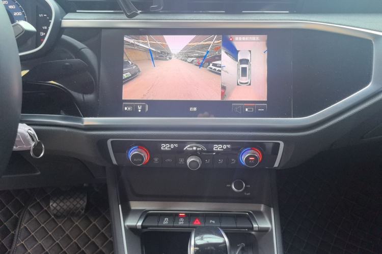 Used Audi Q3 2020 35 TFSI Ambition Dynamic Edition Audio And AC Panel