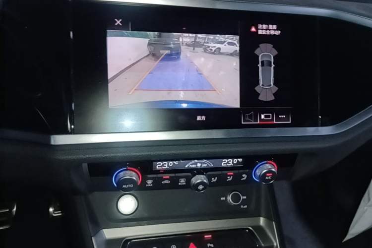Used Audi Q3 2020 35 TFSI Fashion Dynamic Model Audio And AC Panel