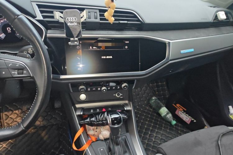 Used Audi Q3 2020 35 TFSI Fashion Dynamic Model Audio And AC Panel