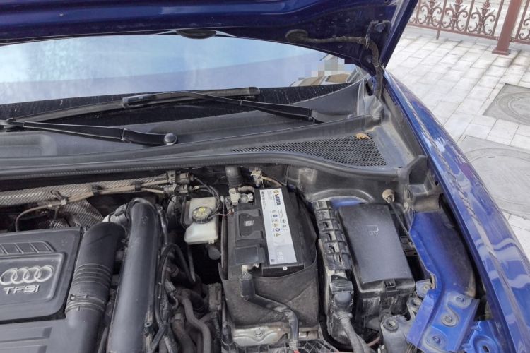 Used Audi Q3 2020 35 TFSI Ambition Dynamic Edition Engine Bay Left