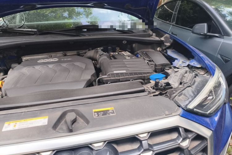 Used Audi Q3 2020 40 TFSI Fashion Dynamic Model Engine Bay Left