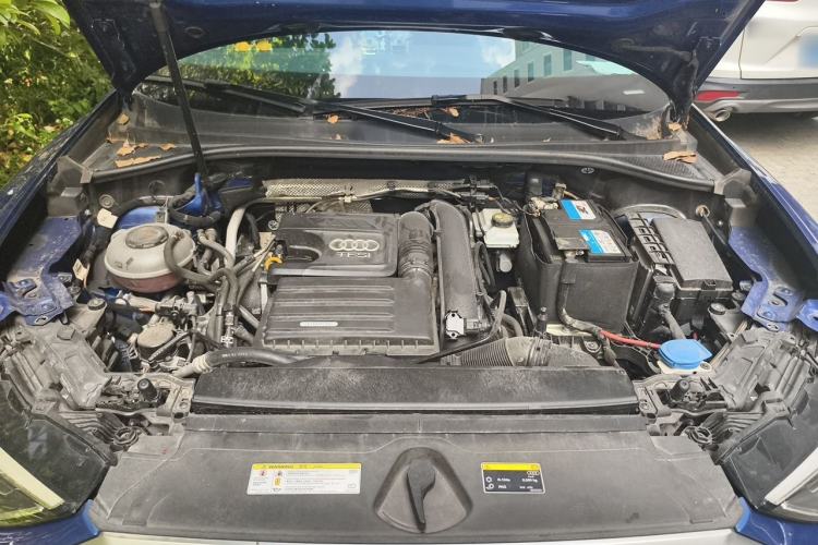 Used Audi Q3 2020 35 TFSI Fashion Dynamic Model Engine Bay