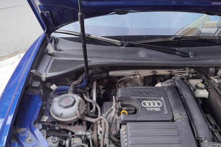 Used Audi Q3 2020 35 TFSI Ambition Dynamic Edition Engine Bay Right