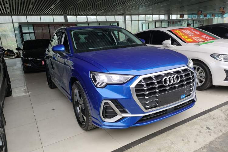 Used Audi Q3 2020 35 TFSI Fashion Dynamic Model Exterior 1