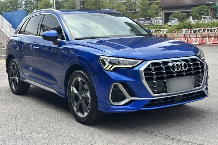 Used Audi Q3 2020 35 TFSI Fashion Dynamic Model Exterior 1