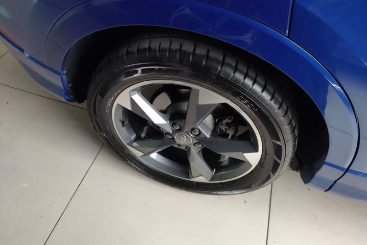 Used Audi Q3 2020 35 TFSI Fashion Dynamic Model Exterior 5