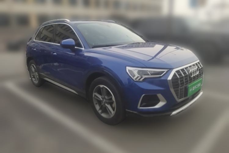 Used Audi Q3 2020 35 TFSI Ambition Style Edition Front Right 45 Deg