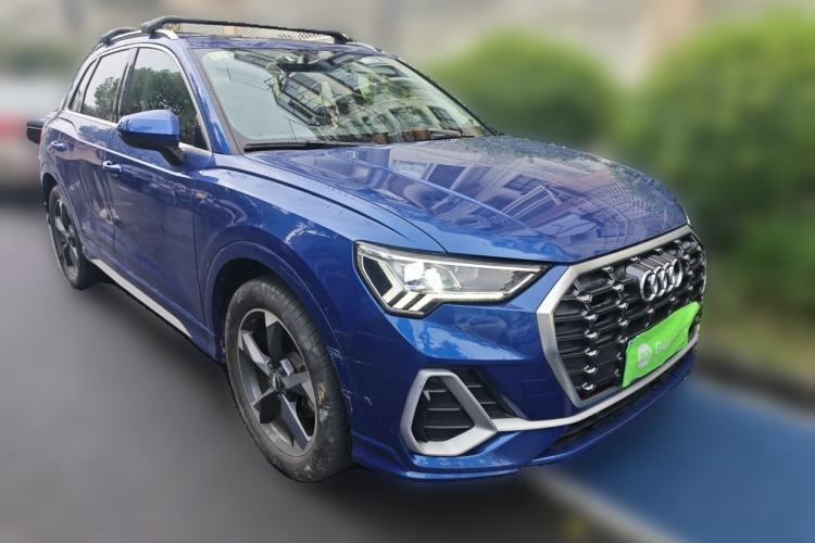 Used Audi Q3 2020 35 TFSI Fashion Dynamic Model Front Right 45 Deg