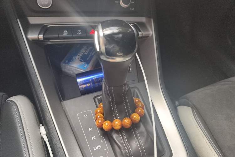 Used Audi Q3 2020 35 TFSI Fashion Dynamic Model Gear Lever