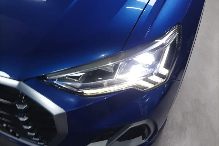 Used Audi Q3 2020 35 TFSI Fashion Dynamic Model Left Front Headlight